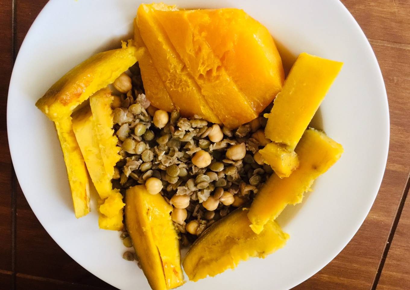 Calabaza con boniato, lentejas y garbanzos 💡