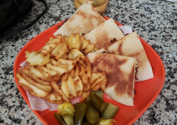 Meat Sandwiches with fries