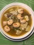 Guisado de rape con verduras y gambones, en olla rápida