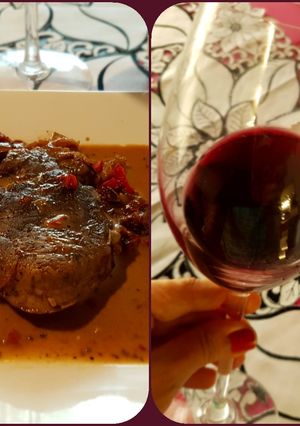 Una foto de 🍷 Lomitos Malbec 🍷