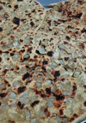 A picture of Onion Paratha.