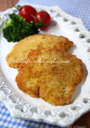在家自製澄清奶油做米蘭式炸小牛排 的食譜成品照片