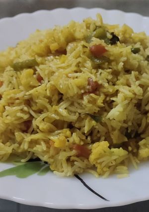 A picture of Vegetable Pulao.