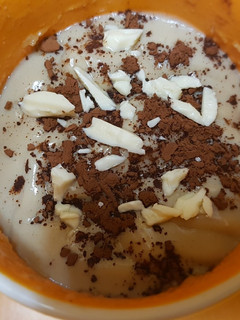 Una foto de Mug cake de tiramisú