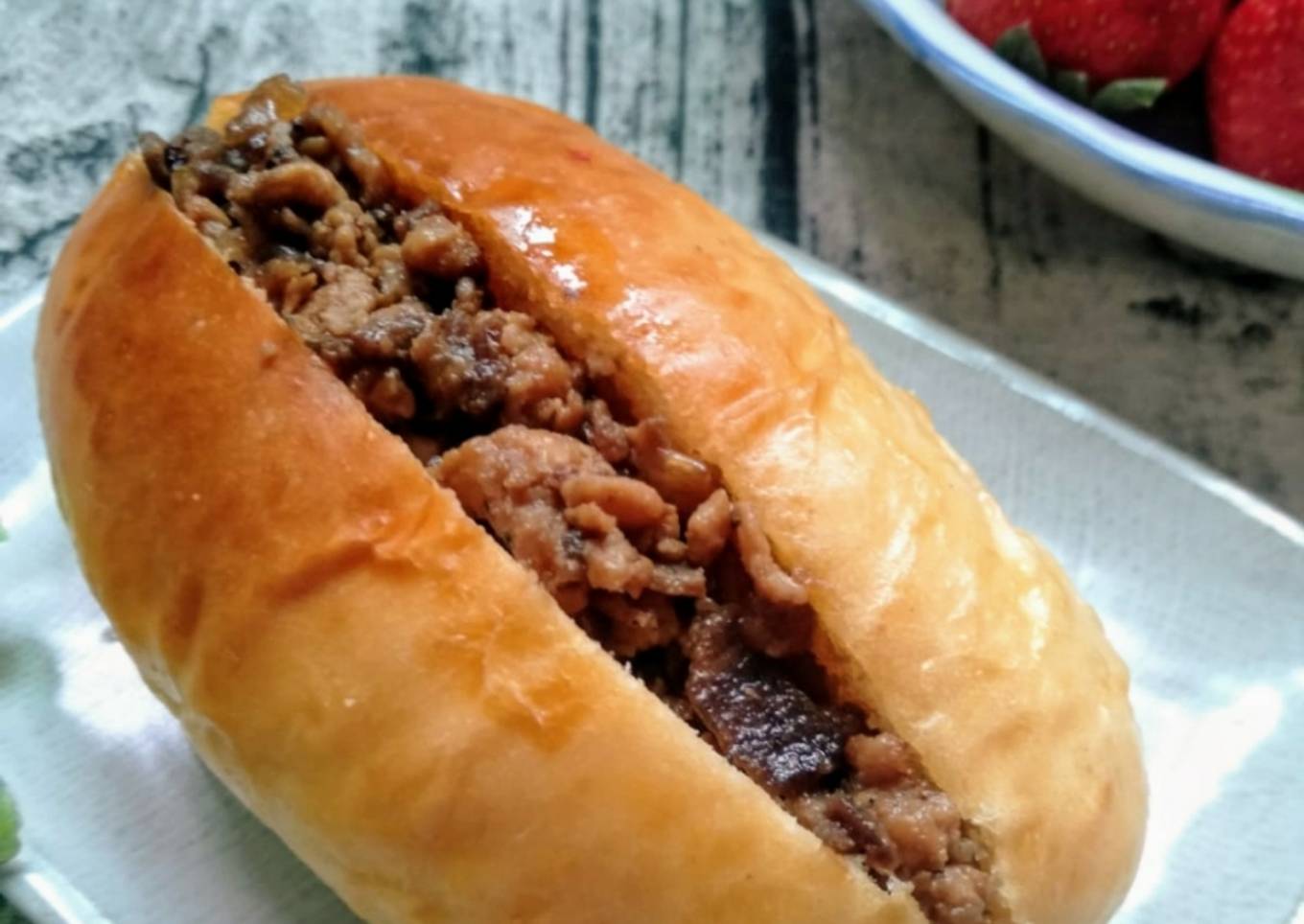 Beef sambal bun
