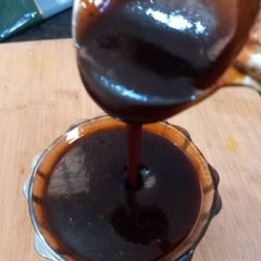 A picture of Tamarind chutney.