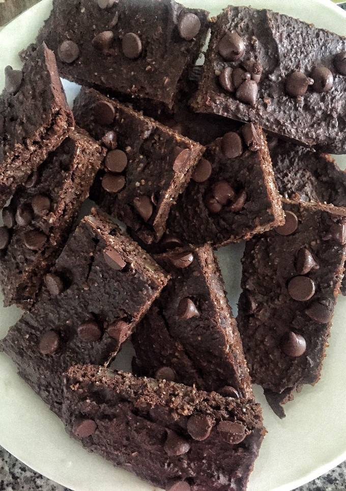 Una foto de Brownie Saludable al estilo #Eddytenutre, sin azúcar, sin lácteos ni harina de trigo🙌🏼 😋