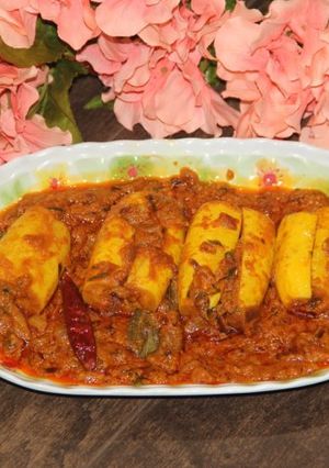 A picture of Stuffed Zucchini Sabzi.