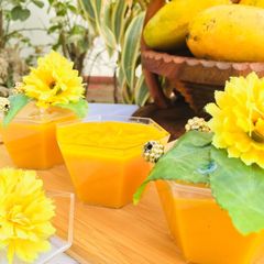 A picture of Velvety Mango Cups.