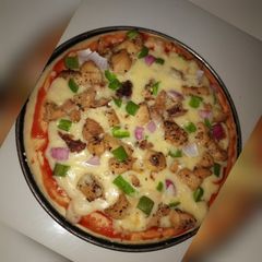 A picture of Chicken Fajita Pizza.