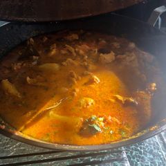 A picture of Fireball Chicken Curry.