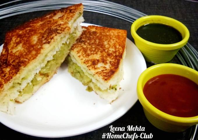 Cheese grilled Aloo masala Sandwich