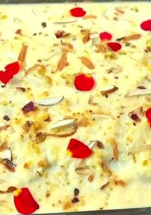रबड़ी केक | मलाई केक (rabri cake / malai cake recipe in Hindi) रेसिपी मुख्य फोटो