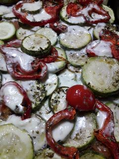 Una foto de Colchón de vegetales 🥒🍆🌶🥔