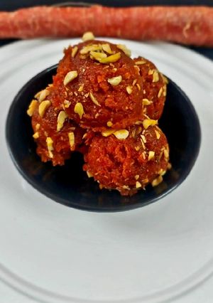 A picture of Mawa Malai Gajar Halwa.