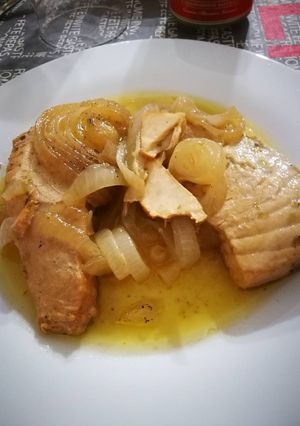 Una foto de Atún encebollado más que fácil