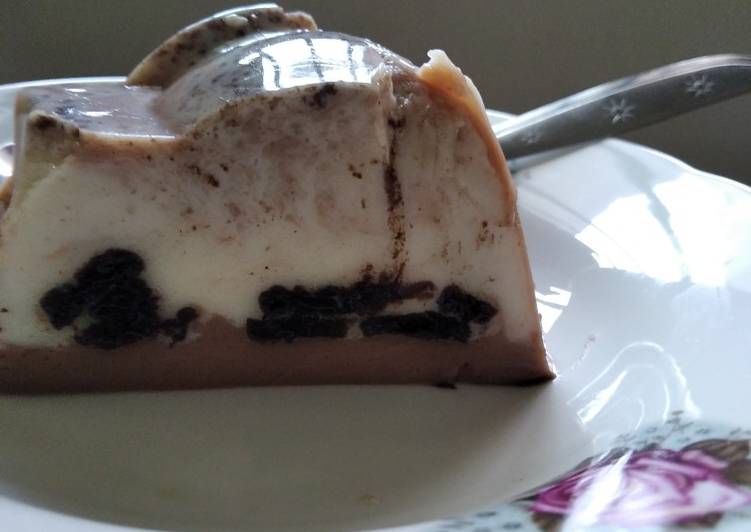 Puding susu oreo