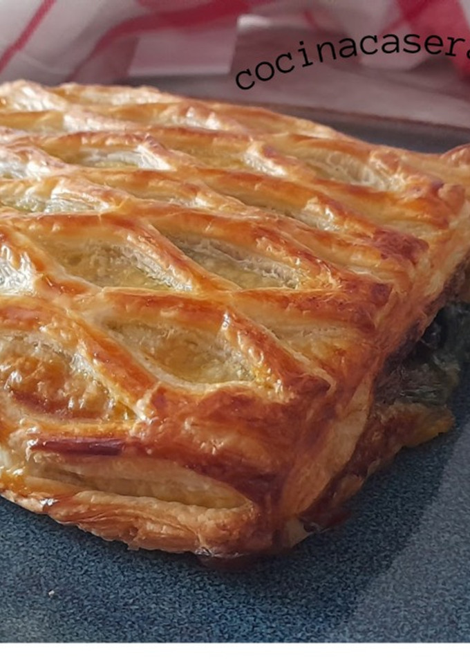 Una foto de Espinacas con queso en hojaldre