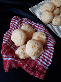 A picture of Brazilian Cheese Bread (PAO DE QUEIJO).