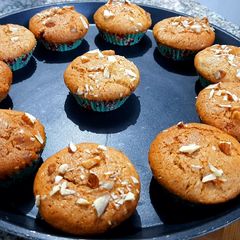A picture of Banana Muffins.