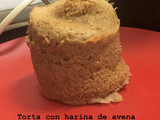 Tortita con masa de avena en microondas sabor chocolate