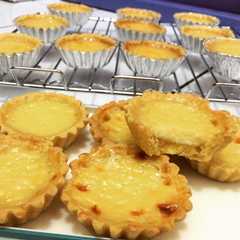 A picture of Egg tart / Pie Susu.
