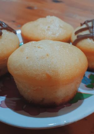 Una foto de Muffins de limón con chips de chocolate