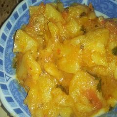 A picture of Aloo ki tarkari.