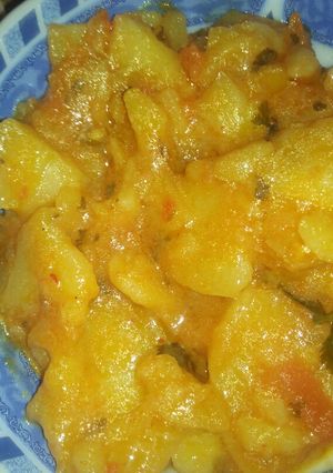A picture of Aloo ki tarkari.