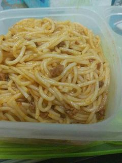 Foto resep Spaghetti goreng saus bolognese sosis pedas