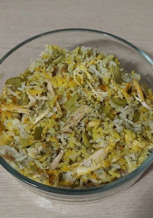 عکسی از دستور باقالی پلو با مرغ ریش شده