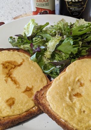 A picture of Vegan Rarebit.