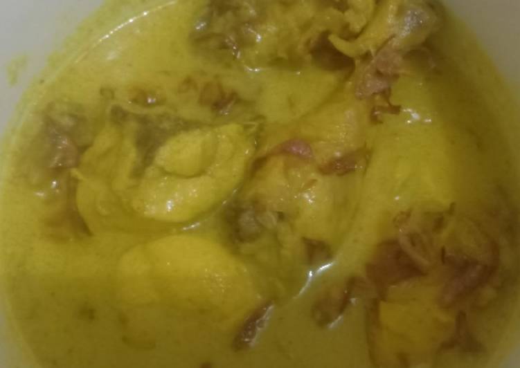 Resep @GURIH Opor Ayam Bumbu Kuning masakan sehari hari