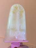 Helado palito de limón