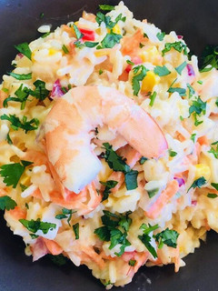 Una foto de Ensalada de arroz tropical
