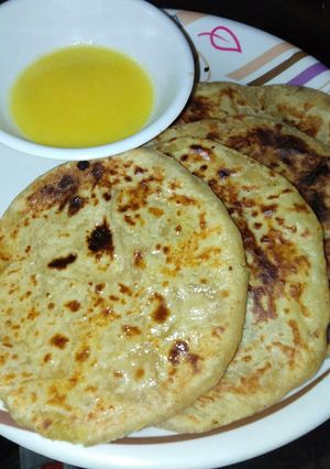 પુરણપોળી (ગળી રોટલી) Puran Poli Recipe In Gujarati) રેસીપી મુખ્ય ફોટો