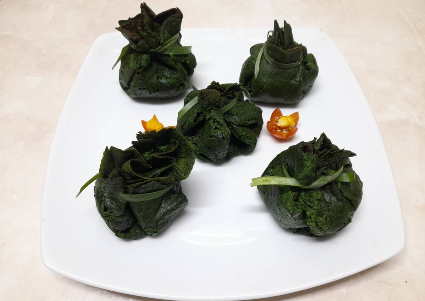 Aumônière relleno de setas y queso