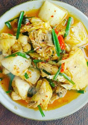 Hình của món Gà kho Kimchi.