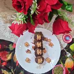 A picture of Walnut Hara Bhara kabab 🥰🥰🥰❤️😋.