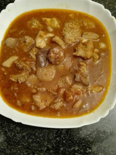 Una foto de Callos de ternera con chorizo y morro de cerdo