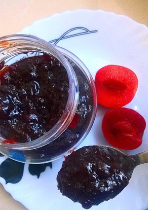 A picture of Cinnamon Plum Jam.