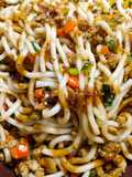 Udon with lettuce wrap pork