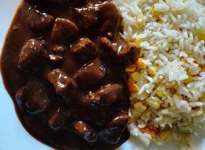 Una foto de Mole de lomo de puerco