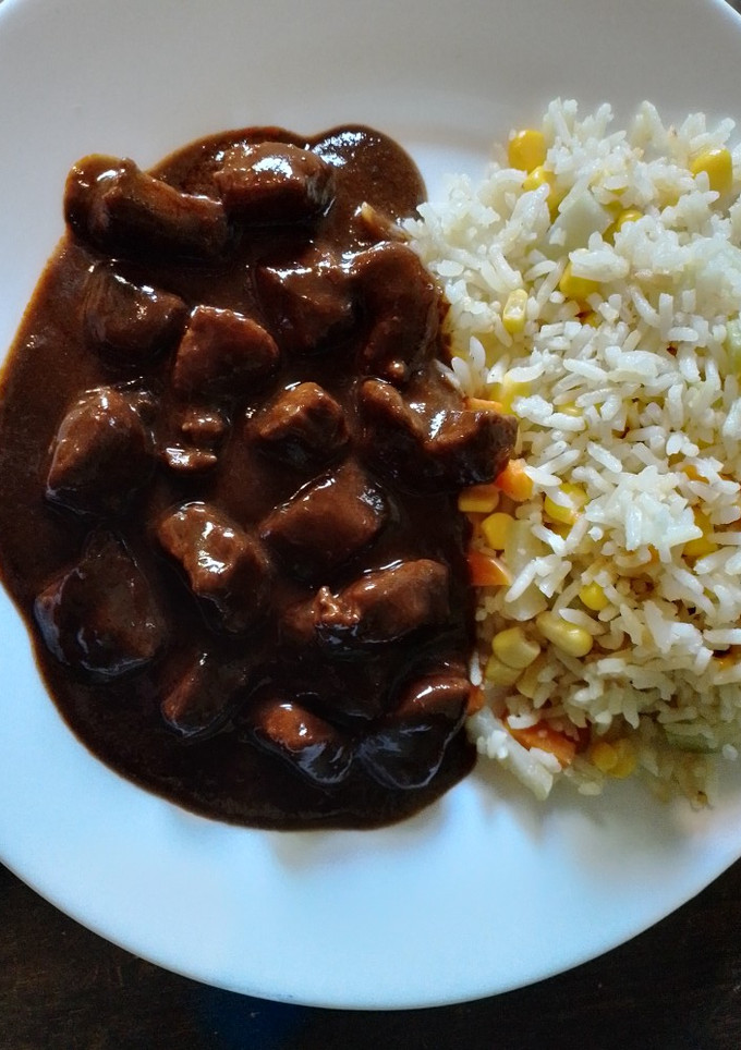 Una foto de Mole de lomo de puerco