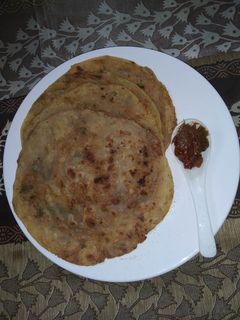 নিরামিষ আলুর পরোটা (niramish aloo paratha recipe in Bengali) রেসিপির প্রধান ছবি