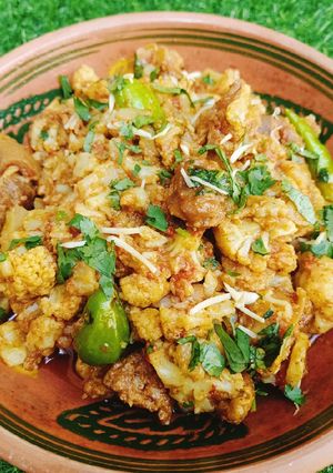 A picture of گوبھی گوشت 😋😋.