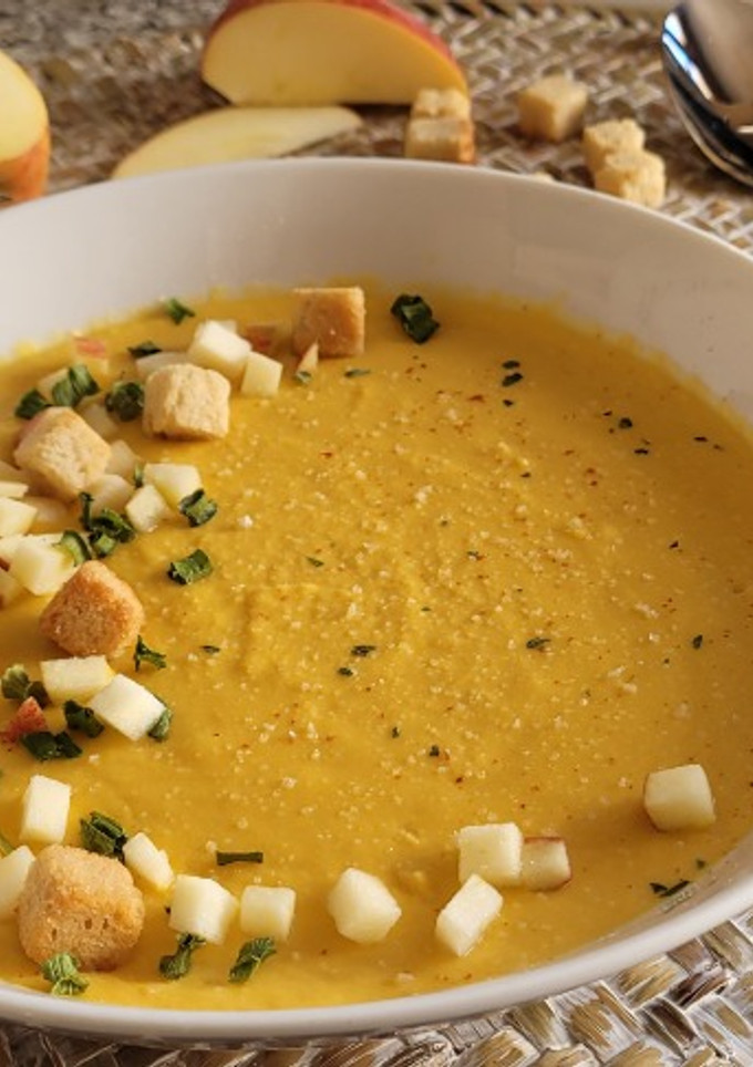 Una foto de Crema de boniato y coliflor en MyCook