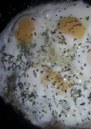 Una foto de Huevos fritos perfectos