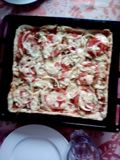 Una foto de Masa de pizza rápida y fácil a la Olivia