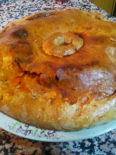 Una foto de Empanada de carne con masa casera